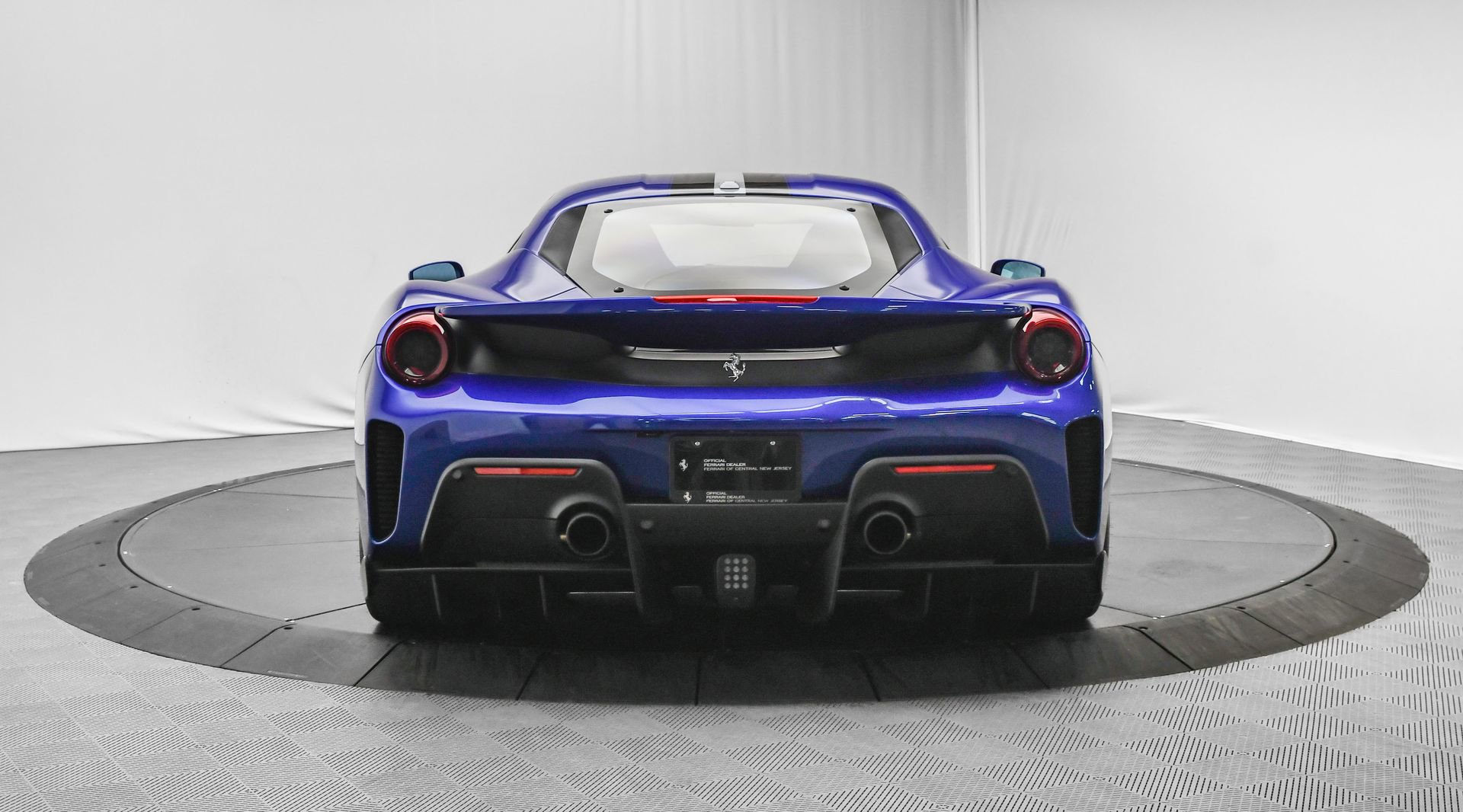2017 Ferrari 488 GTB photo 25
