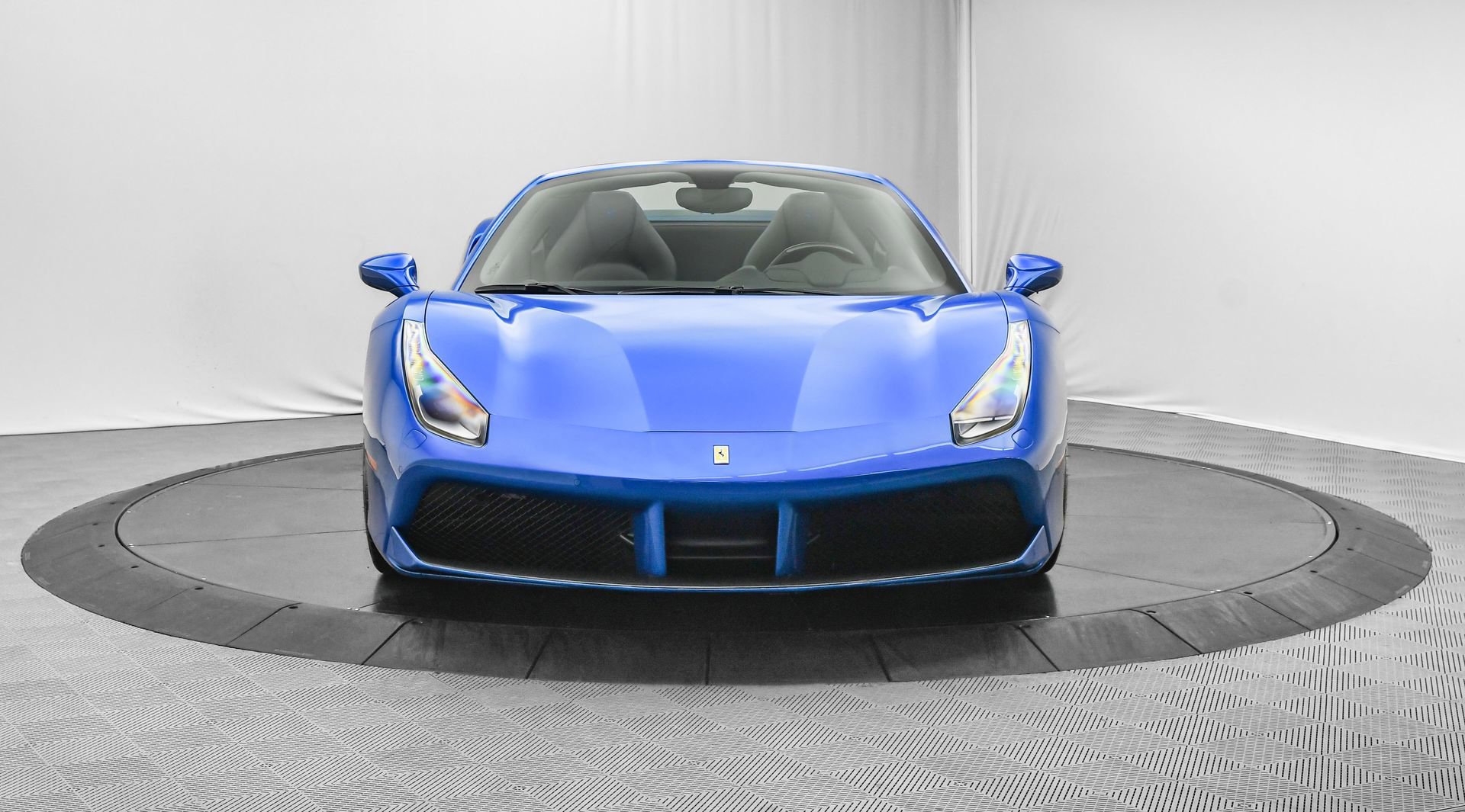 2017 Ferrari 488 GTB photo 17