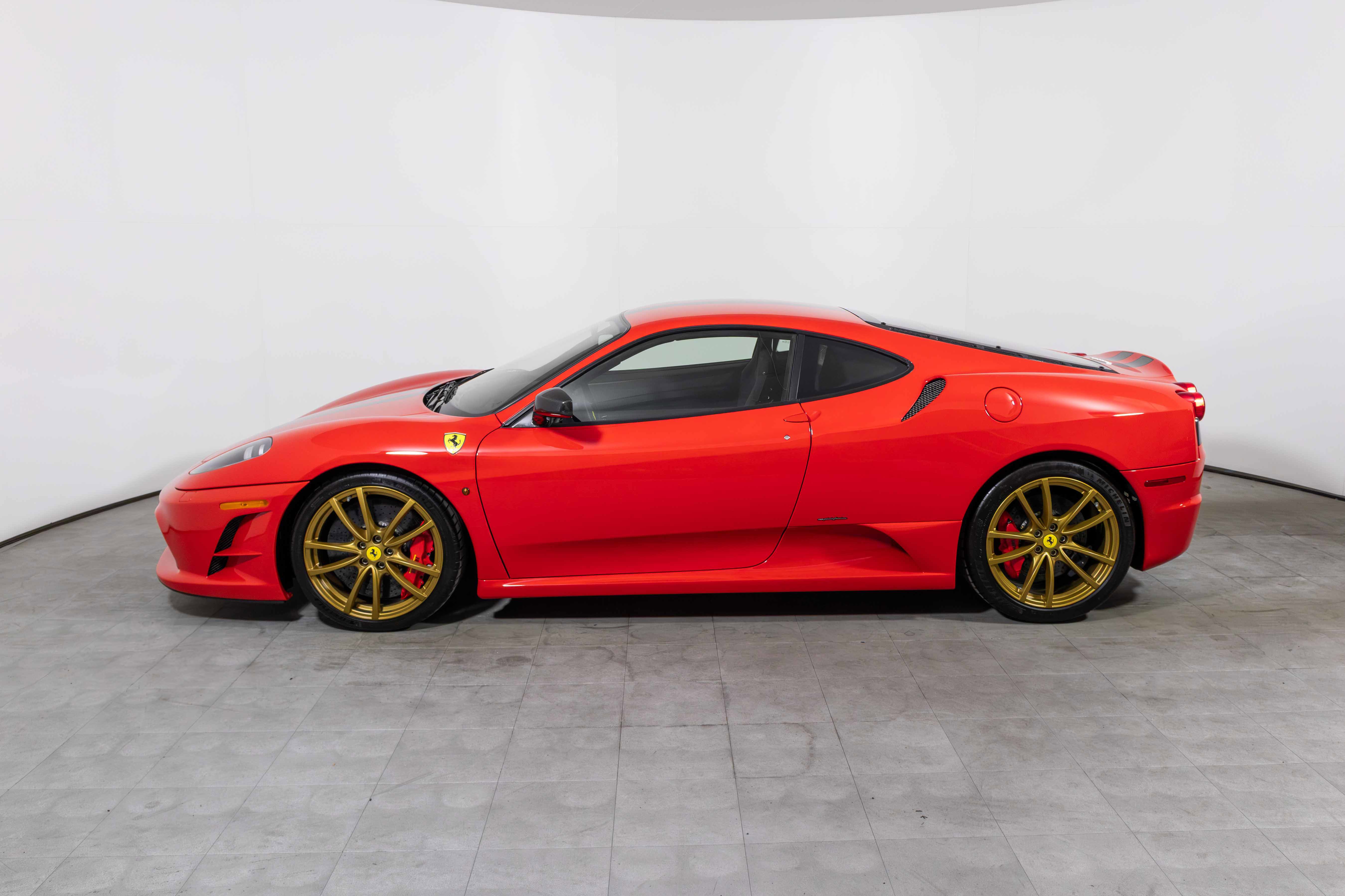 2001 Ferrari 550 photo 10