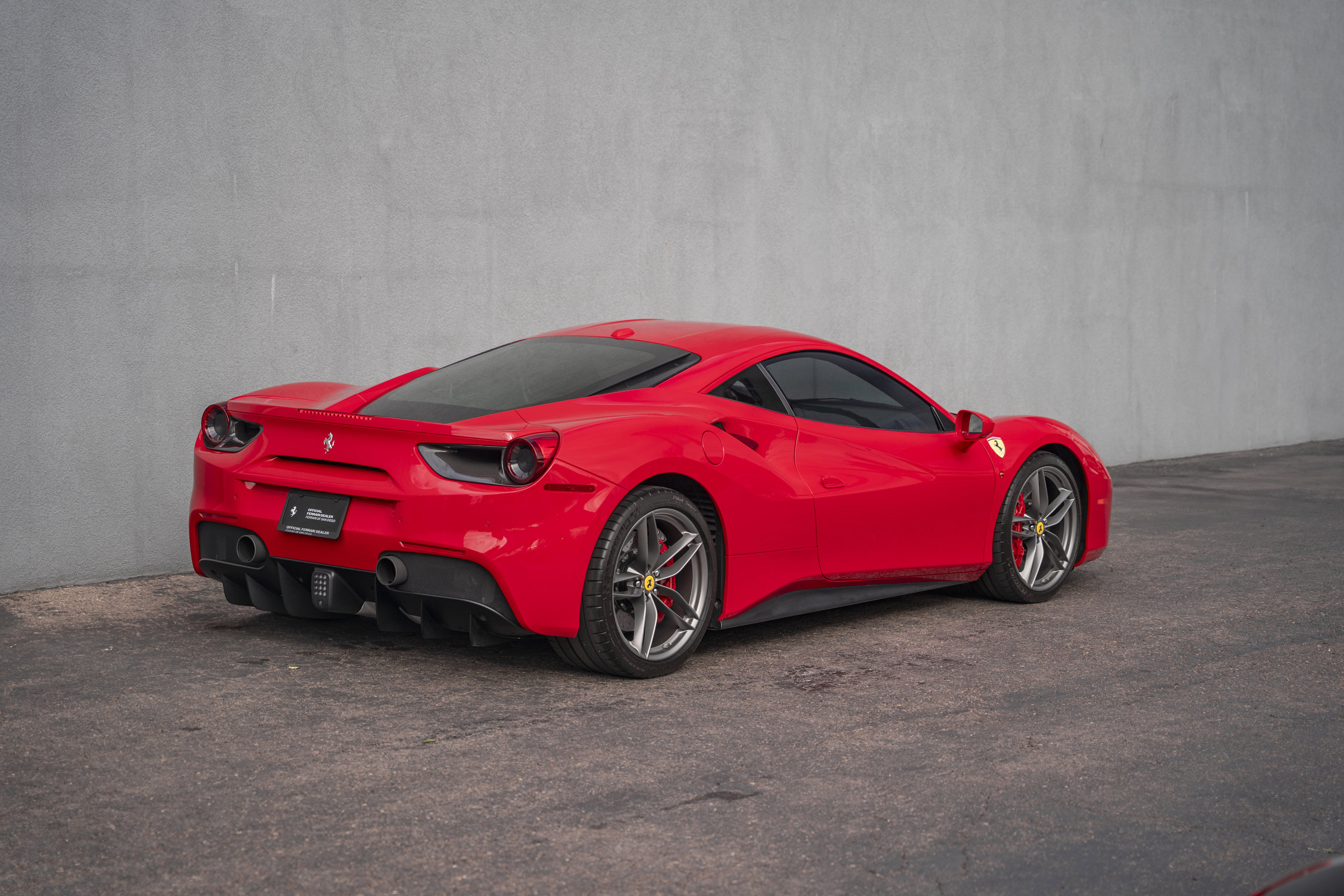 2016 Ferrari 488 GTB photo 11