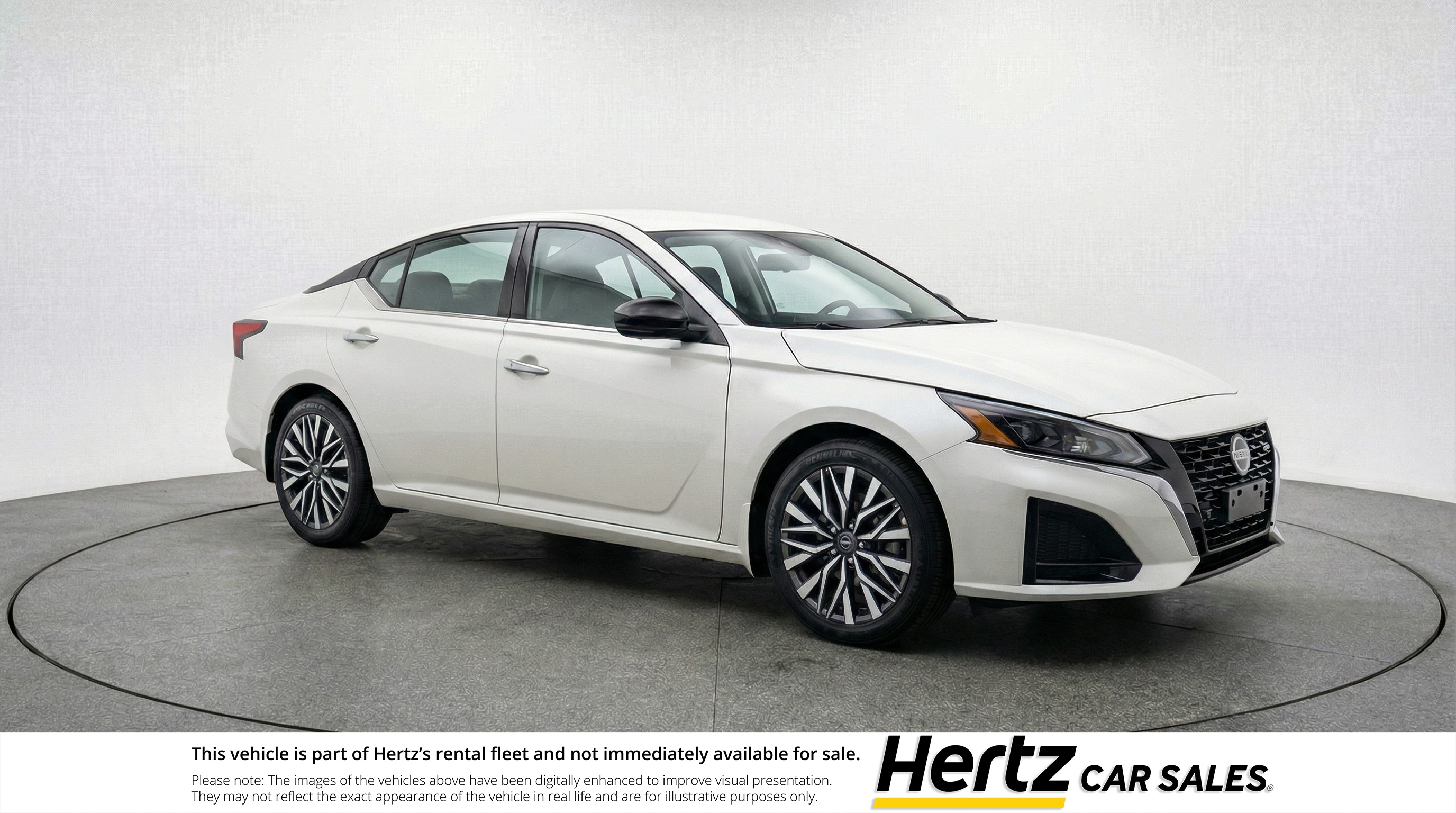 White 2025 Nissan Altima 2.5 SV FWD Sedan Front-Wheel Drive Automatic