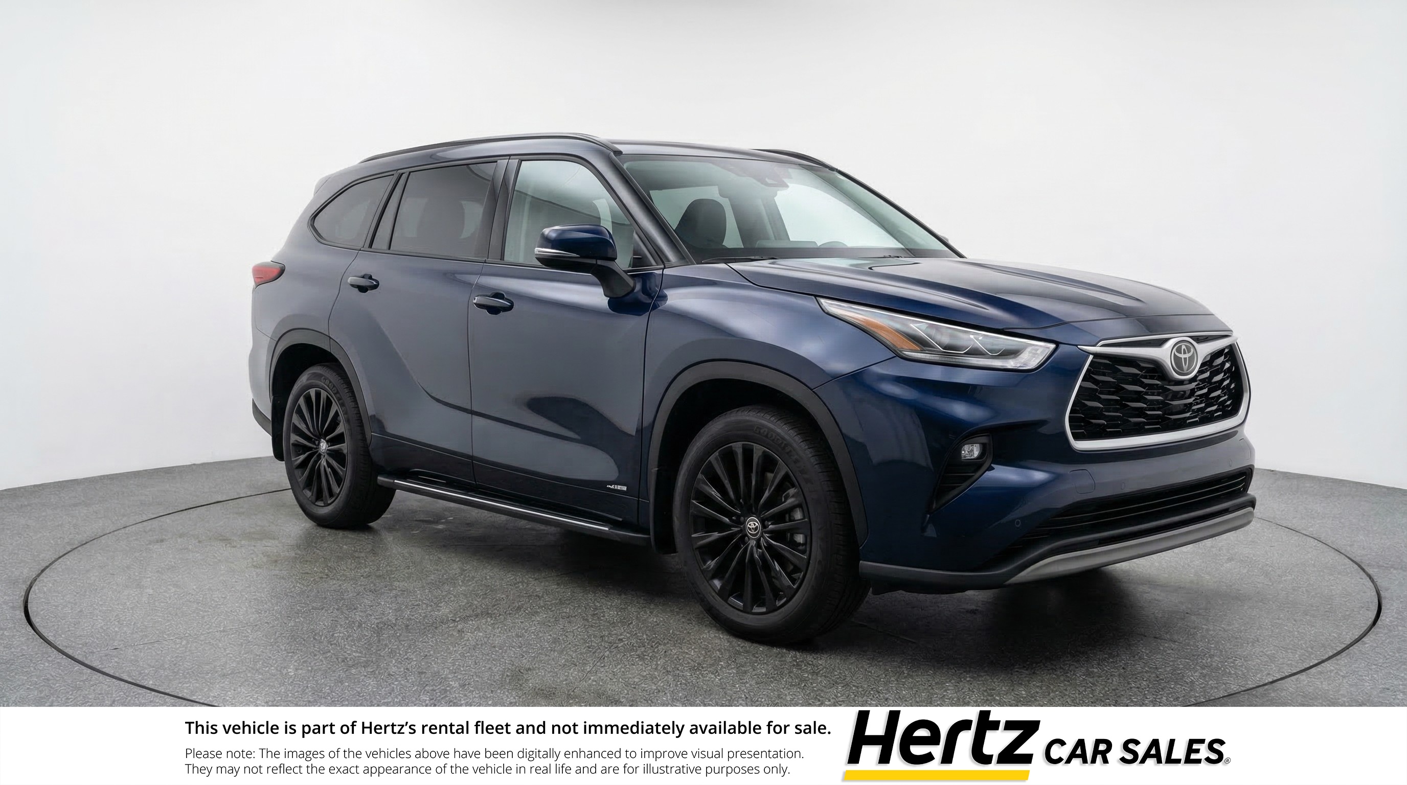 2025 Toyota Highlander LE AWD