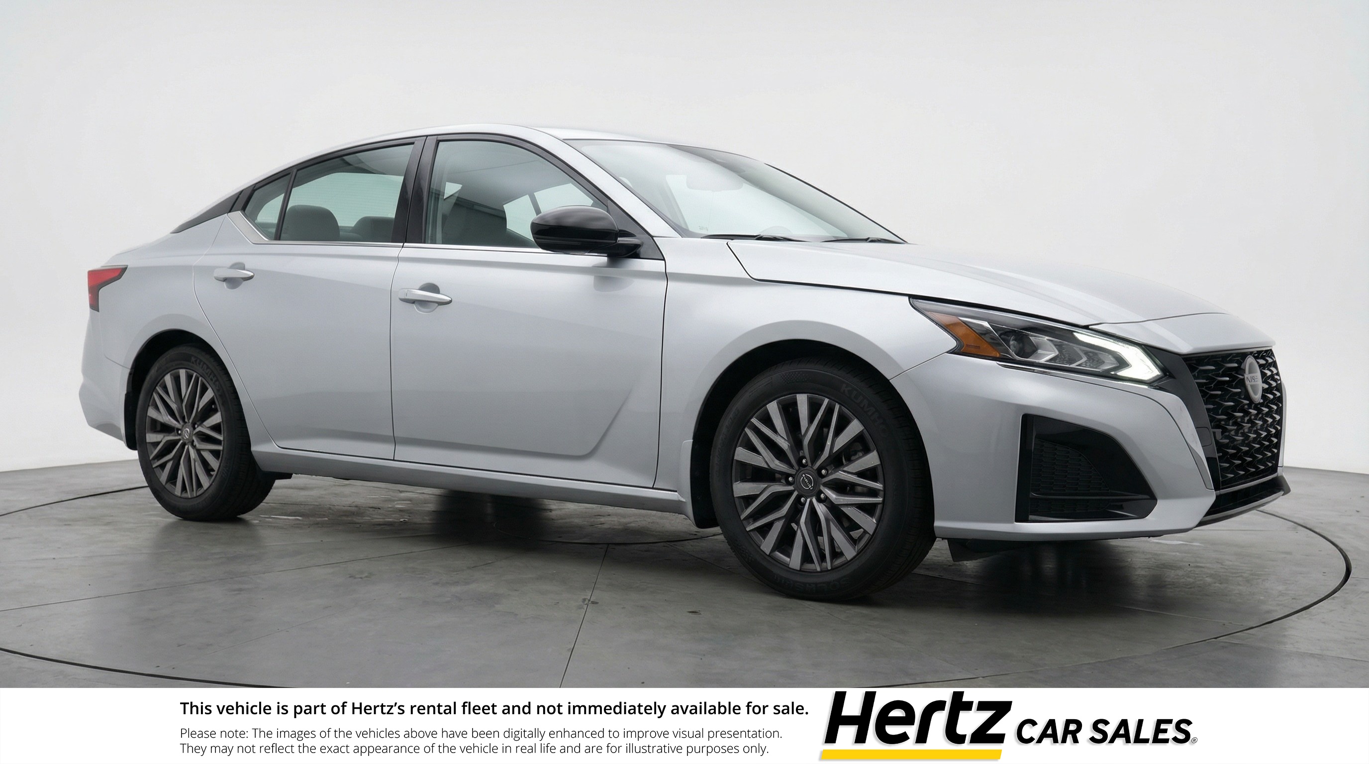 Silver 2025 Nissan Altima 2.5 SV FWD Sedan Front-Wheel Drive Automatic