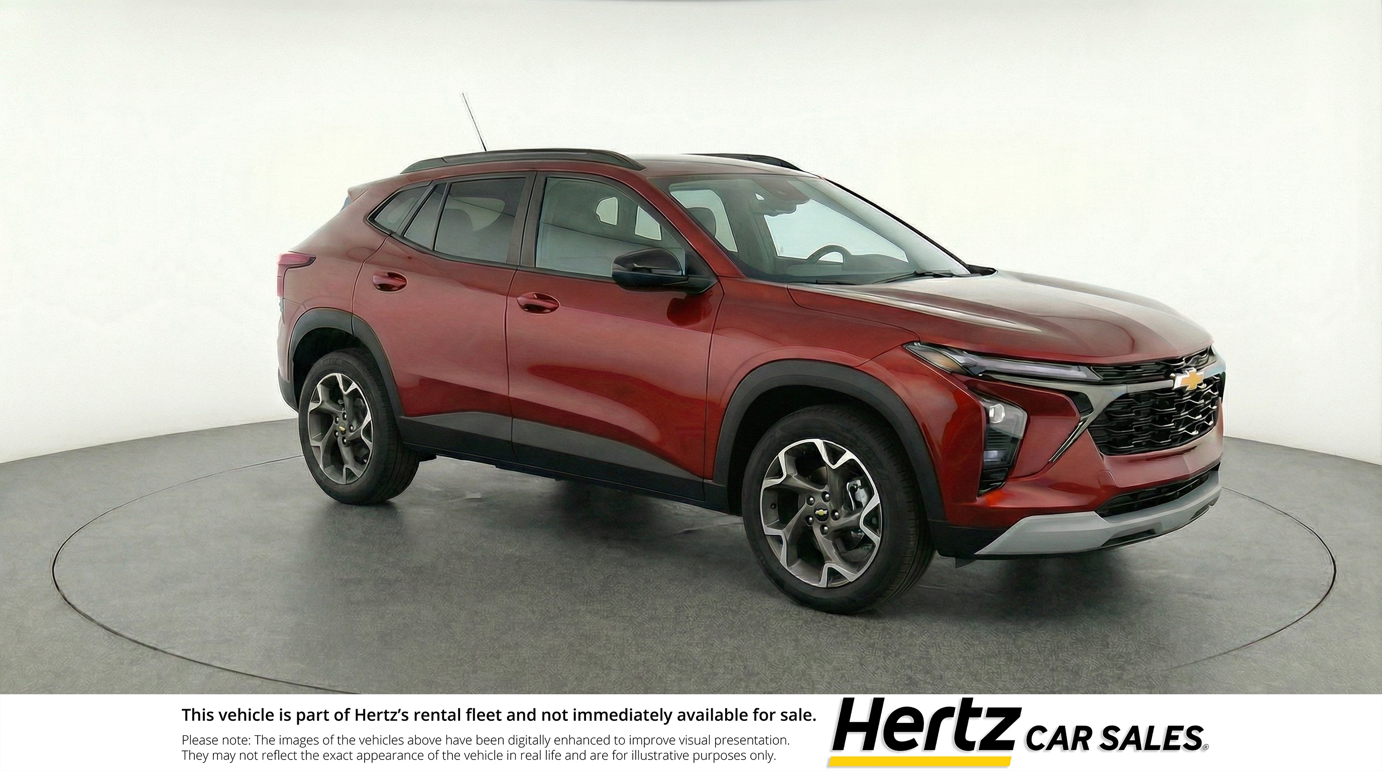 Gray 2025 Chevrolet Trax LT FWD SUV / Crossover Front-Wheel Drive 6-Speed Automatic