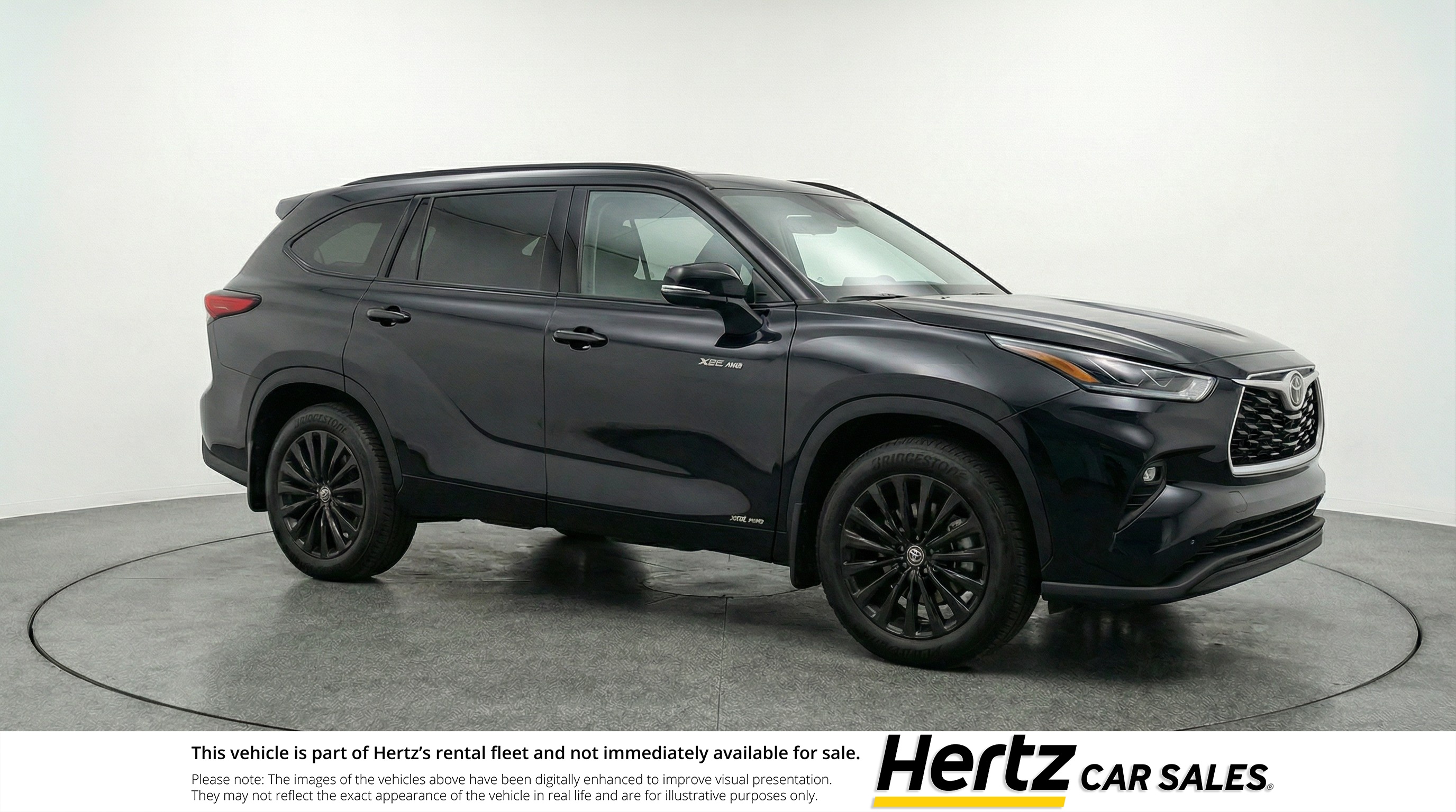 Black 2025 Toyota Highlander LE AWD SUV / Crossover All-Wheel Drive 8-Speed Automatic