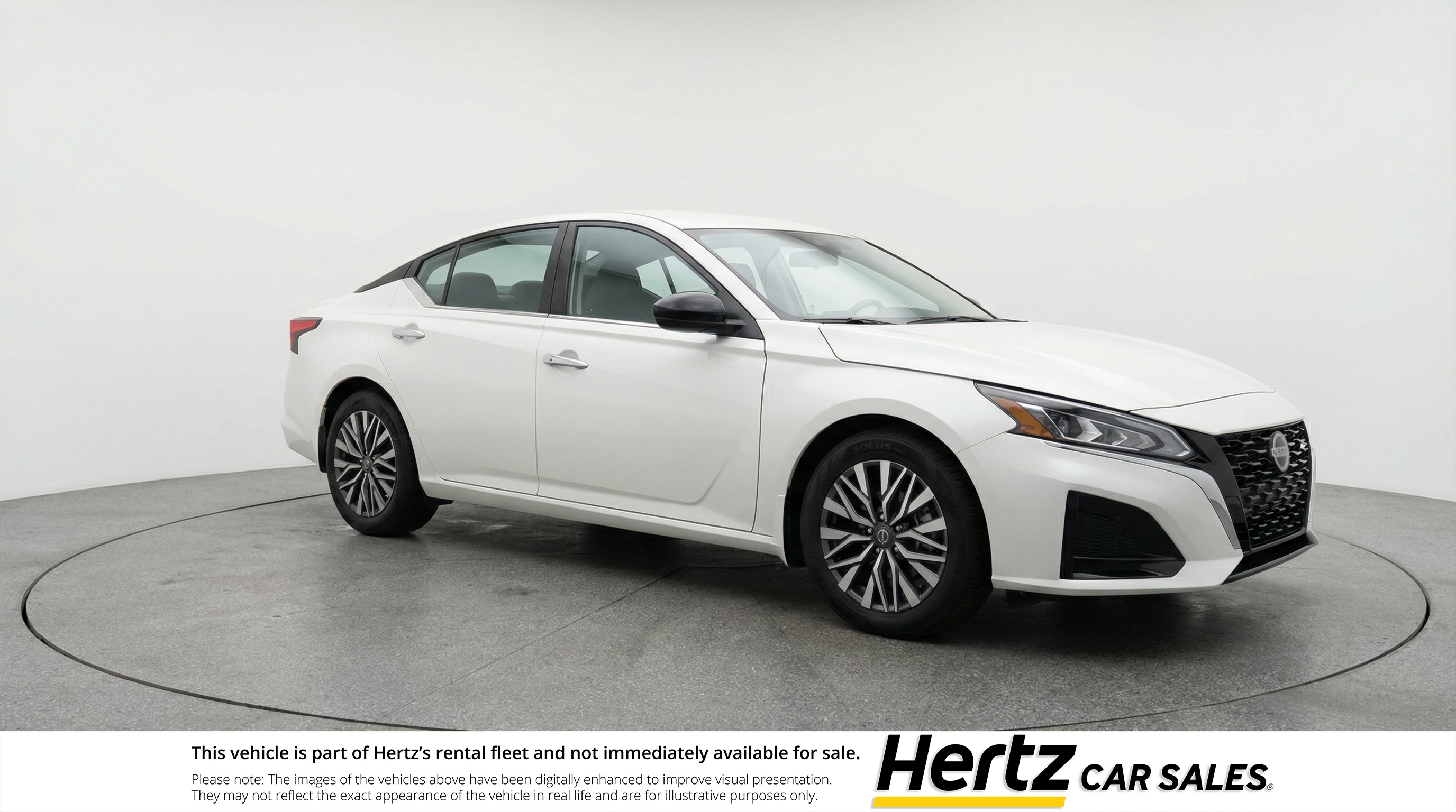 White 2025 Nissan Altima 2.5 SV FWD Sedan Front-Wheel Drive Automatic