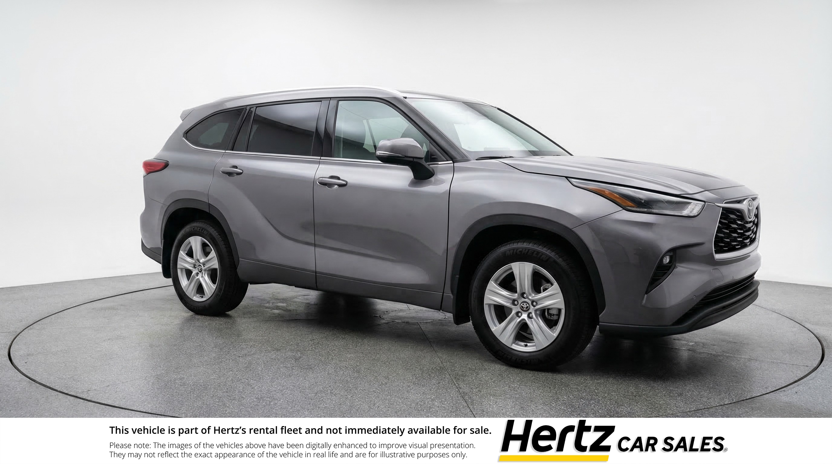 2025 Toyota Highlander LE FWD